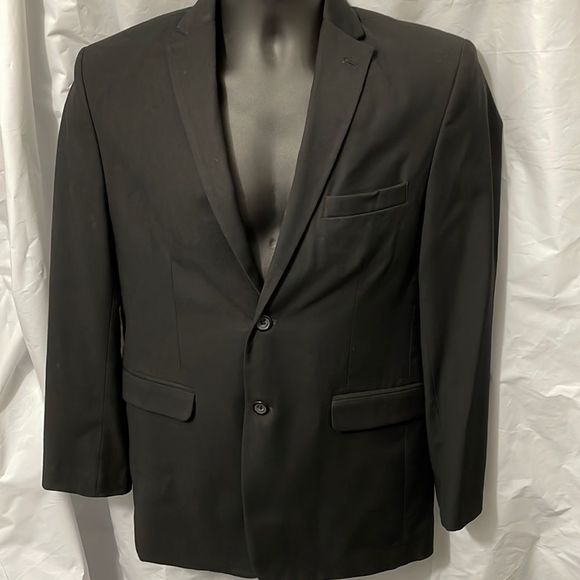 Izod Other - Men’s Black Suit Sz 38 Regular